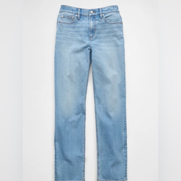 AE Stretch Super High Waisted Straight Jean - Picture 3 of 4